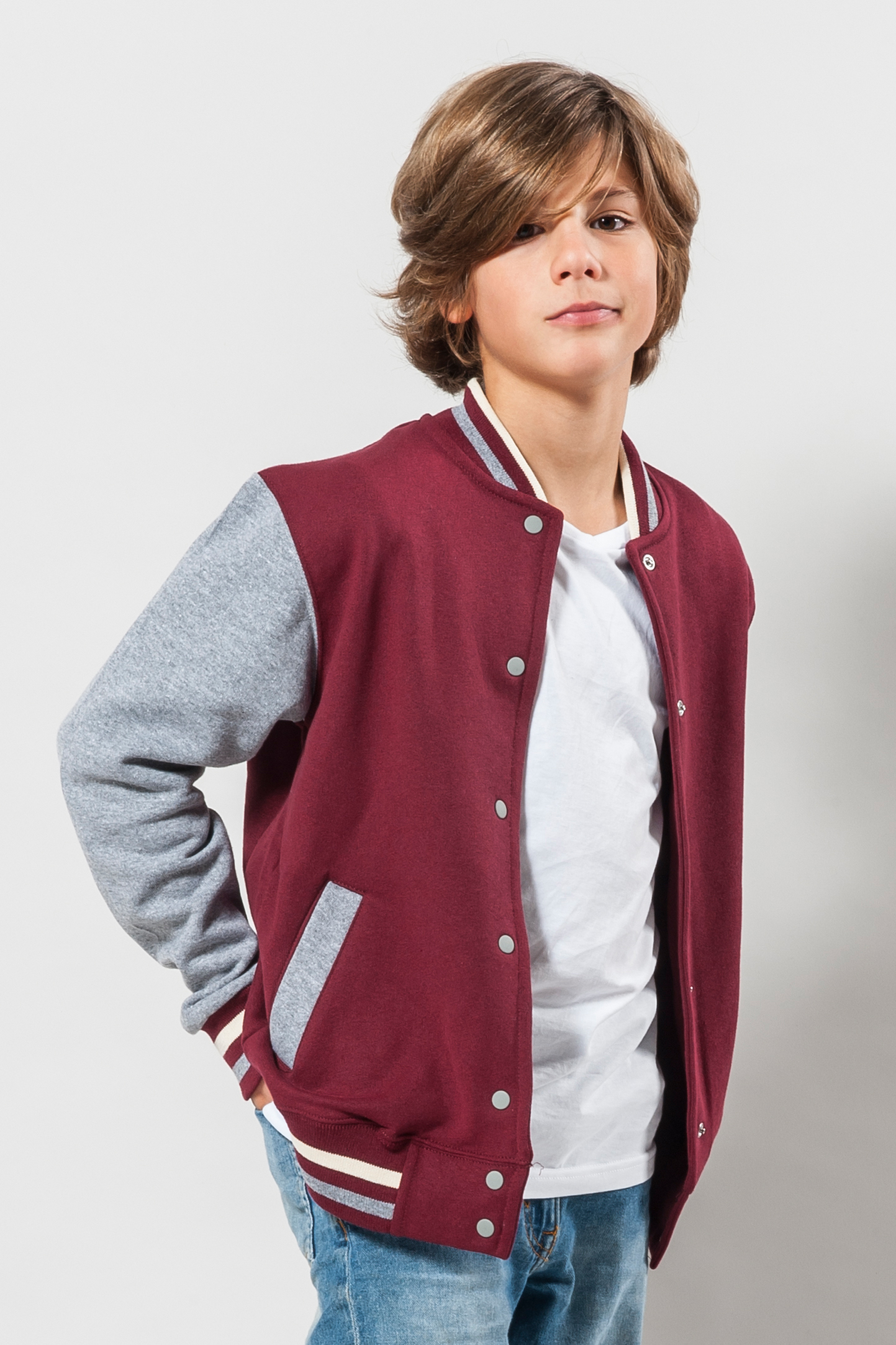 Tweekleurig sweatshirtjasje in kinderstijl