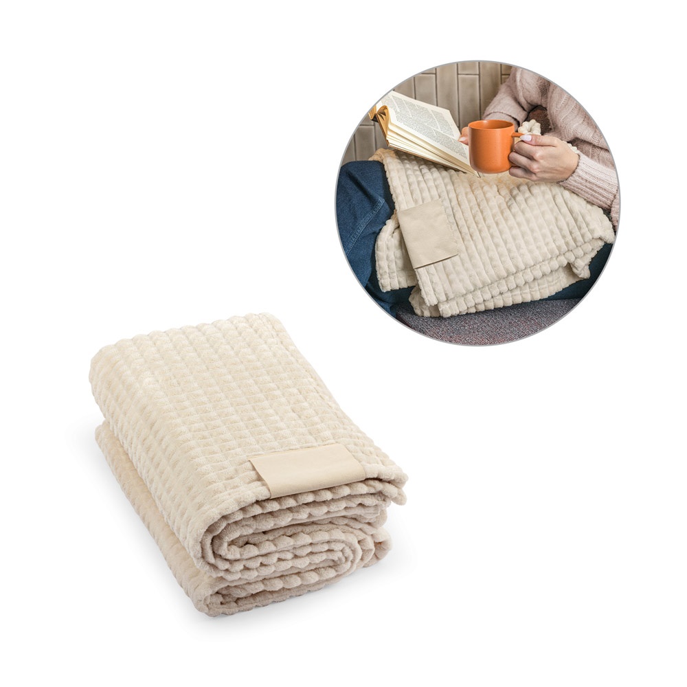 CELINE. Deken van gerecycled polyester (100% rPET) met gestikte details voor personalisatie.