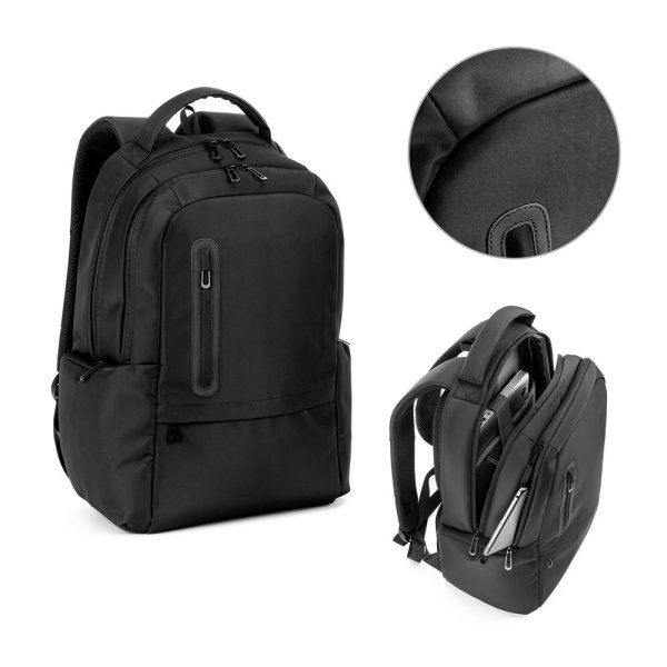 BOSTON SOLID. Laptoprugzak (17 inch) van 150D nylon met 2 gevoerde compartimenten.